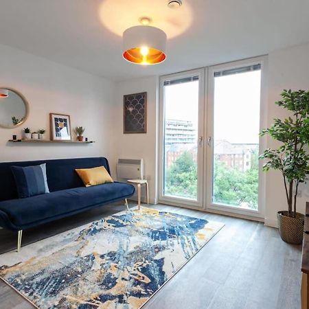 Superb 2 Bed Flat 5Min To Old Trafford Stadium 曼彻斯特 外观 照片