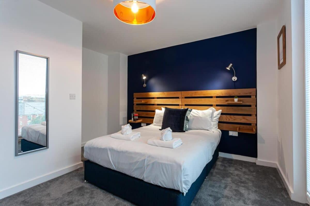 Superb 2 Bed Flat 5Min To Old Trafford Stadium 曼彻斯特 外观 照片