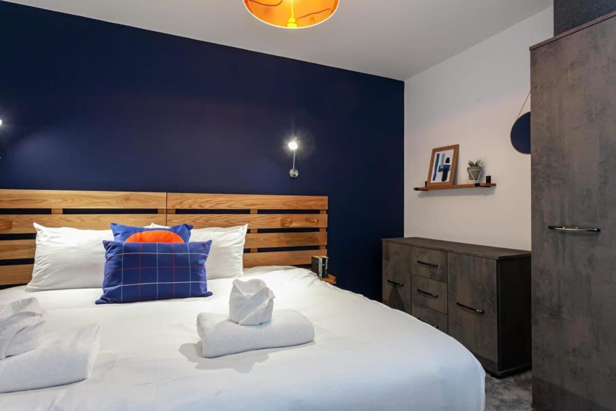 Superb 2 Bed Flat 5Min To Old Trafford Stadium 曼彻斯特 外观 照片